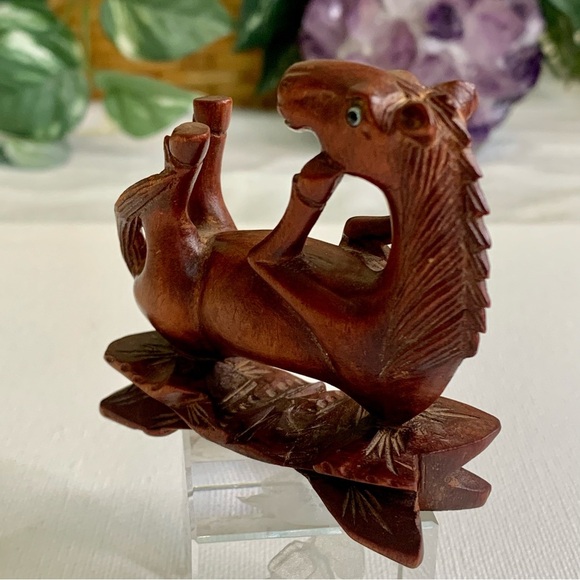 Vintage Red Boxwood Hand Carved Horse Netsuke Figurine W Inset Glass Eyes 2.75" - Picture 10 of 16